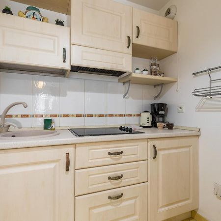 Nice 1 Bedroom Downtown Carre D'Or With Garage Εξωτερικό φωτογραφία