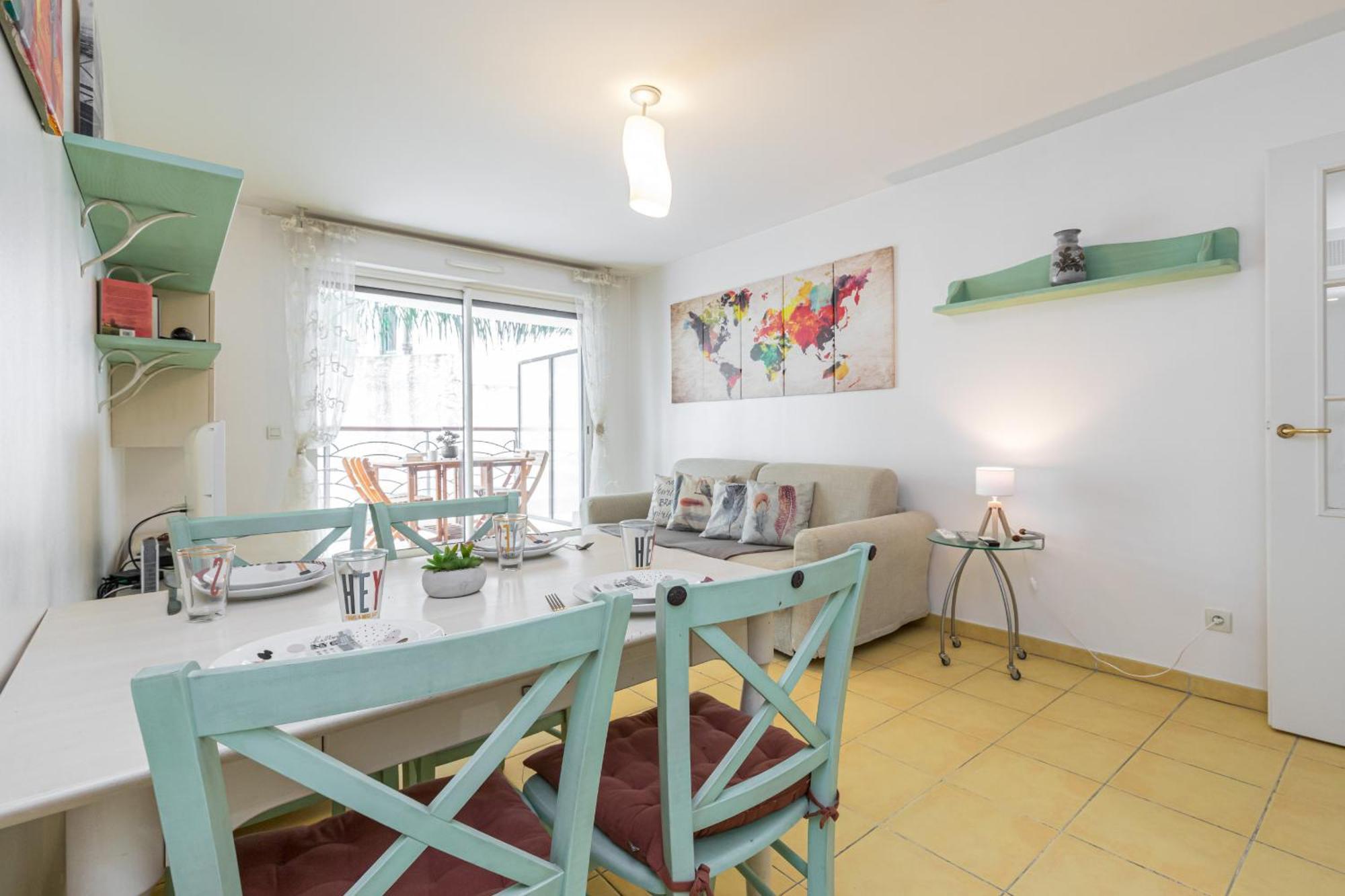 Nice 1 Bedroom Downtown Carre D'Or With Garage Εξωτερικό φωτογραφία